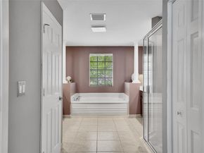 4100 E Gardenia Ave, Weston FL 33332