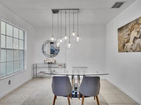 4100 E Gardenia Ave, Weston FL 33332