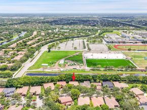 4100 E Gardenia Ave, Weston FL 33332
