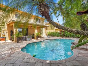 4100 E Gardenia Ave, Weston FL 33332
