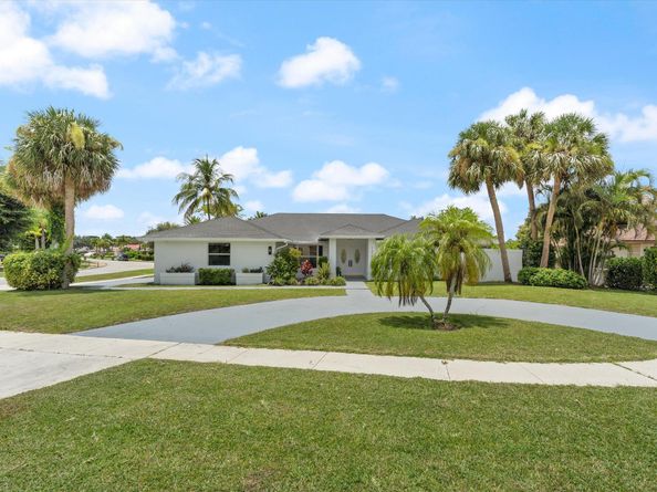 13788 Dunster Court, Wellington FL 33414