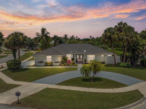 13788 Dunster Court, Wellington FL 33414