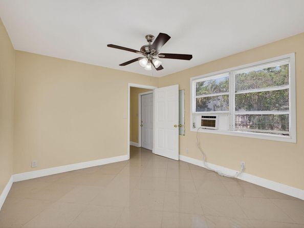 5423 Garden Avenue, West Palm Beach FL 33405