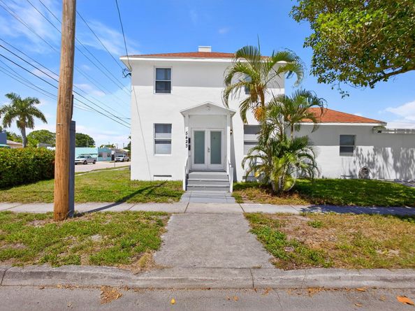 5423 Garden Avenue, West Palm Beach FL 33405