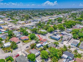 5423 Garden Avenue, West Palm Beach FL 33405