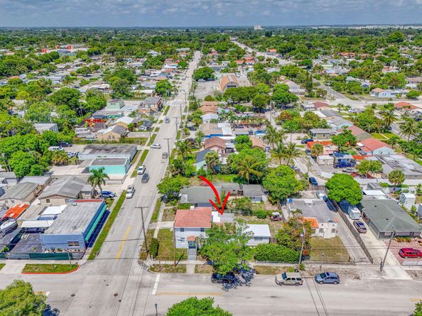 5423 Garden Avenue, West Palm Beach FL 33405