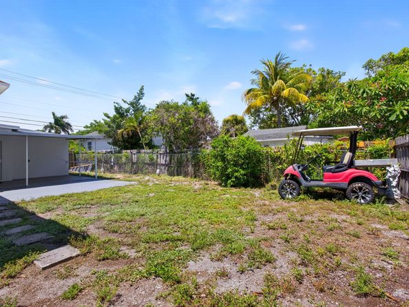5423 Garden Avenue, West Palm Beach FL 33405