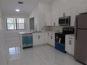600 Crosswinds D2 Drive D2, Greenacres FL 33413