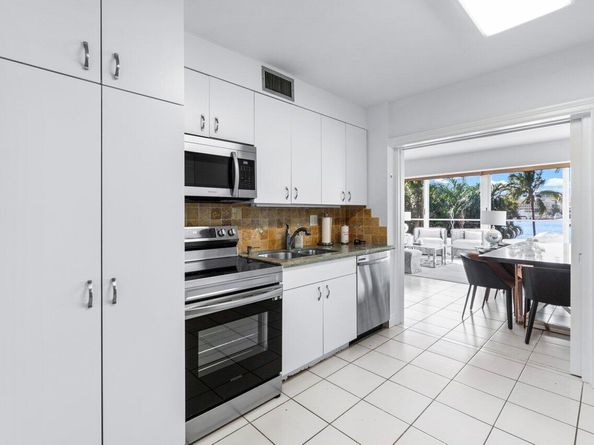 44 Cocoanut Row 120b, Palm Beach FL 33480