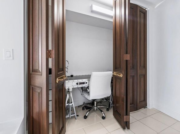 44 Cocoanut Row 120b, Palm Beach FL 33480