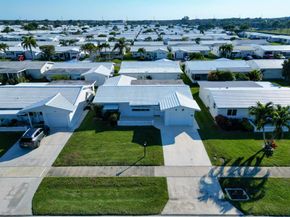 2016 SW Golf Lane, Boynton Beach FL 33426