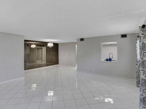 1821 NE 40th Ct 307, Pompano Beach FL 33064