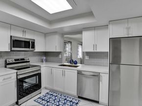 1821 NE 40th Ct 307, Pompano Beach FL 33064