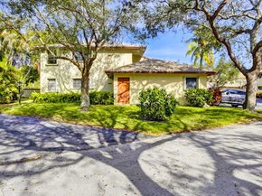 1821 NE 40th Ct 307, Pompano Beach FL 33064
