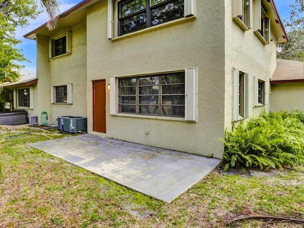 1821 NE 40th Ct 307, Pompano Beach FL 33064