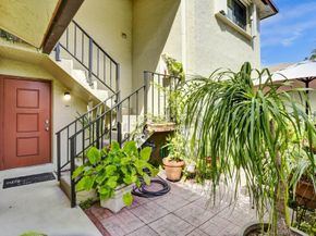 1821 NE 40th Ct 307, Pompano Beach FL 33064