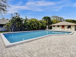 1821 NE 40th Ct 307, Pompano Beach FL 33064