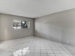 1821 NE 40th Ct 307, Pompano Beach FL 33064
