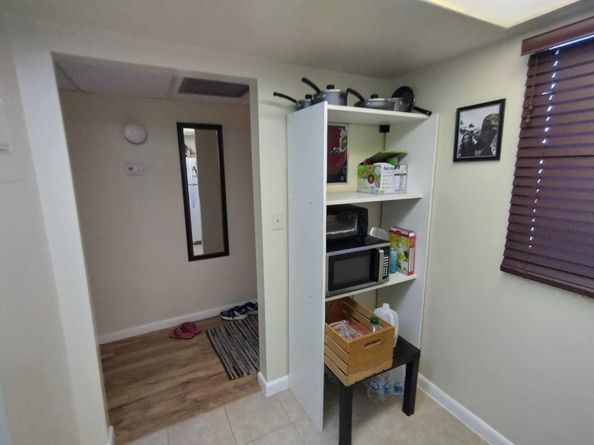 103 Royal Park Drive 3b, Oakland Park FL 33309