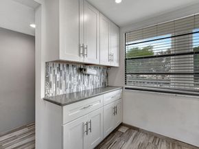 6025 Balboa Circle 304, Boca Raton FL 33433