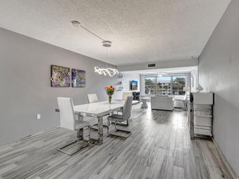6025 Balboa Circle