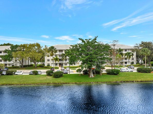 6025 Balboa Circle 304, Boca Raton FL 33433