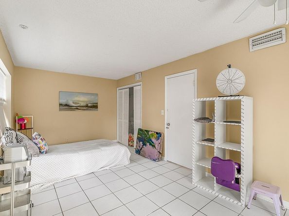 3691 NW 95th Terrace 1204, Sunrise FL 33351