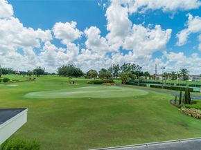 9523 S Hollybrook Lake Dr 102, Pembroke Pines FL 33025