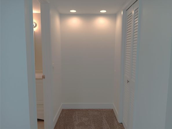 4650 Washington St 210, Hollywood FL 33021