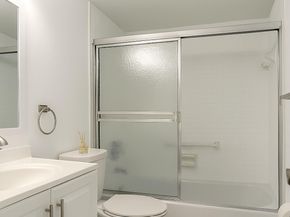 4650 Washington St 210, Hollywood FL 33021