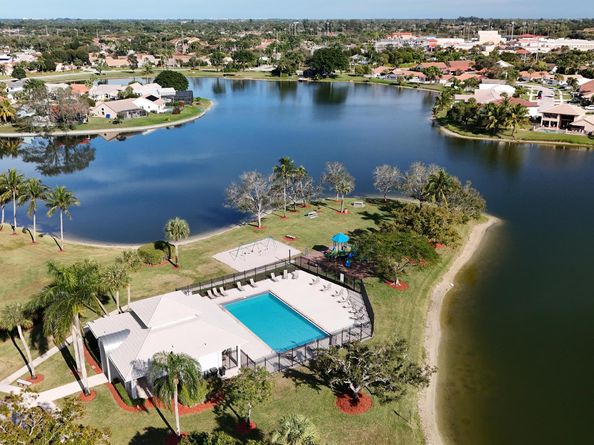 7040 Peninsula Lake Court, Lake Worth FL 33467
