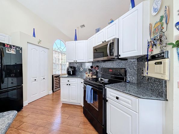 7040 Peninsula Lake Court, Lake Worth FL 33467