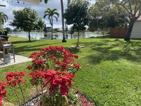 7040 Peninsula Lake Court, Lake Worth FL 33467