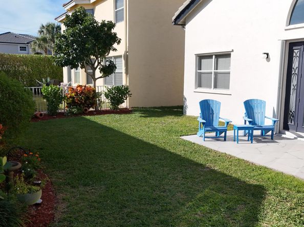 7040 Peninsula Lake Court, Lake Worth FL 33467