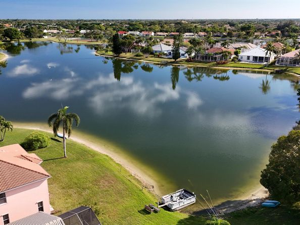 7040 Peninsula Lake Court, Lake Worth FL 33467