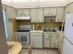 7950 NW 5th Ct 208, Margate FL 33063