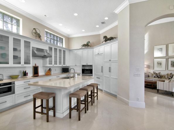 2610 Players Court, Wellington FL 33414