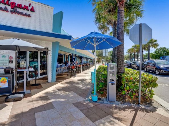 3051 NE 48th St 509, Fort Lauderdale FL 33308