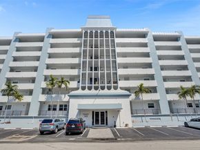 3051 NE 48th St 509, Fort Lauderdale FL 33308