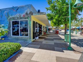 3051 NE 48th St 509, Fort Lauderdale FL 33308