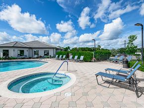 8528 Logia Circle, Boynton Beach FL 33472