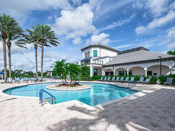 8528 Logia Circle, Boynton Beach FL 33472