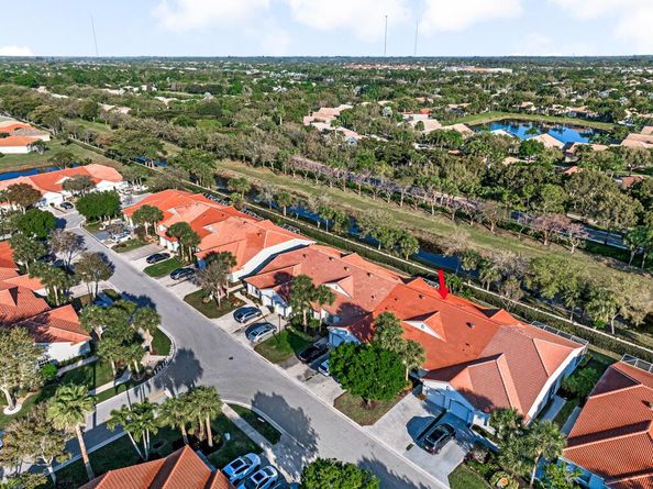 8528 Logia Circle, Boynton Beach FL 33472