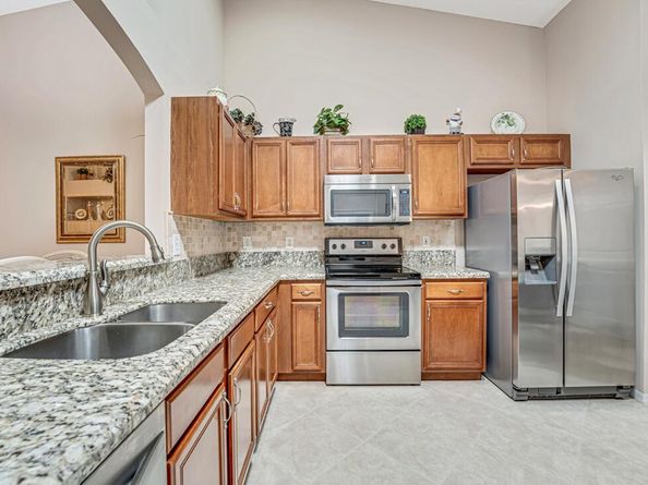 8528 Logia Circle, Boynton Beach FL 33472