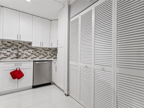 8751 Shadow Wood Blvd 102, Coral Springs FL 33071