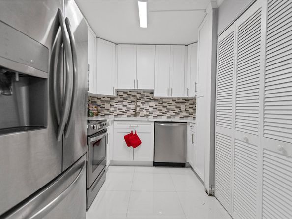 8751 Shadow Wood Blvd 102, Coral Springs FL 33071