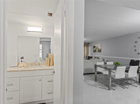 8751 Shadow Wood Blvd 102, Coral Springs FL 33071