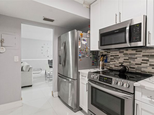 8751 Shadow Wood Blvd 102, Coral Springs FL 33071