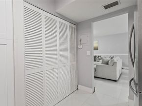 8751 Shadow Wood Blvd 102, Coral Springs FL 33071