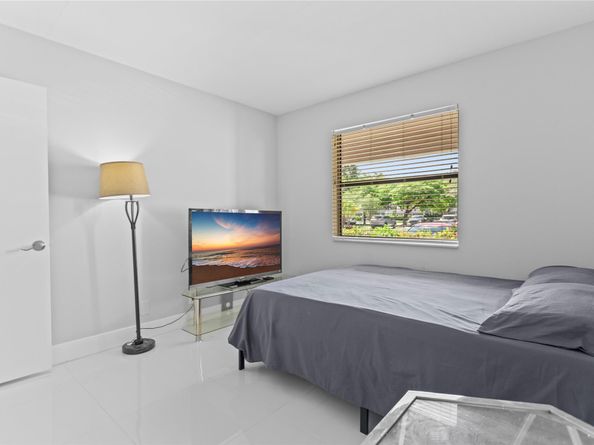 8751 Shadow Wood Blvd 102, Coral Springs FL 33071